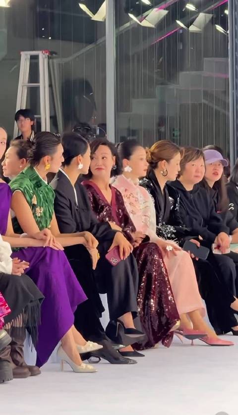 吗呀，这就是中女的魅力吗！