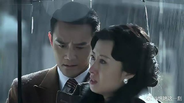 明镜差点暴露 明楼一个巴掌抽过去直接打懵,闹够了没有