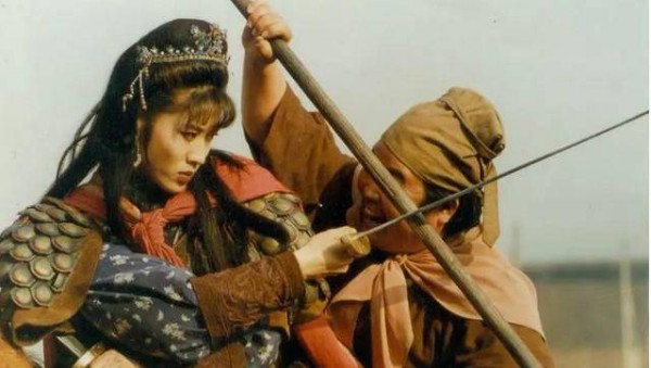 水浒第一女将,打得林冲血流如注,容貌武艺都在扈三娘之上