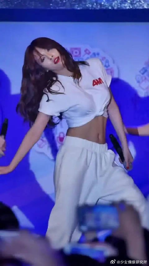 性感马儿谁看了不迷糊