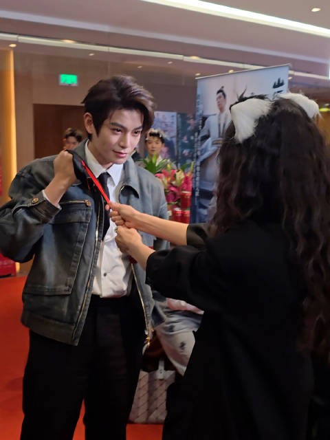 丁禹兮山河枕扫楼剧宣获赞