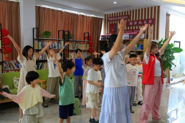 7.14幸福路社区:舞蹈课堂乐趣多,葫芦娃故事伴成长.docx