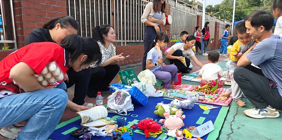 横岗街道四联社区邻里节活动乐趣多