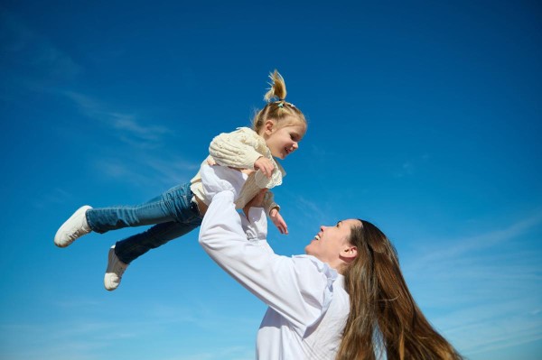 亲子教育——养育孩子最重要的课程,是能让孩子安全地完成分离