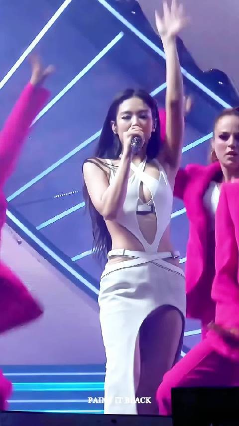 金珍妮Jennie真的初看很普通,但越看越耐看越性感