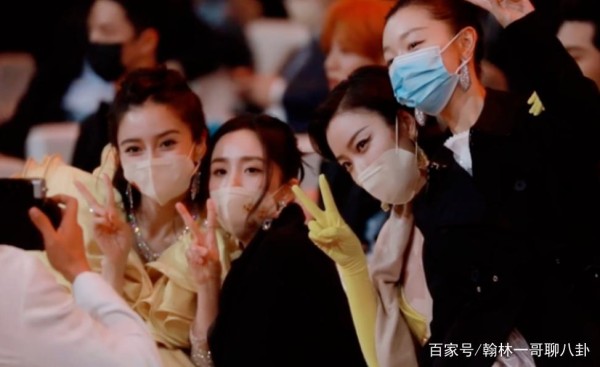 微博之夜女星热点指数榜，张小斐仅次于杨幂排第二，进入一线行列