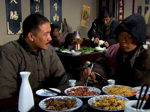 那个年代，这类人不敢，怕被揍死