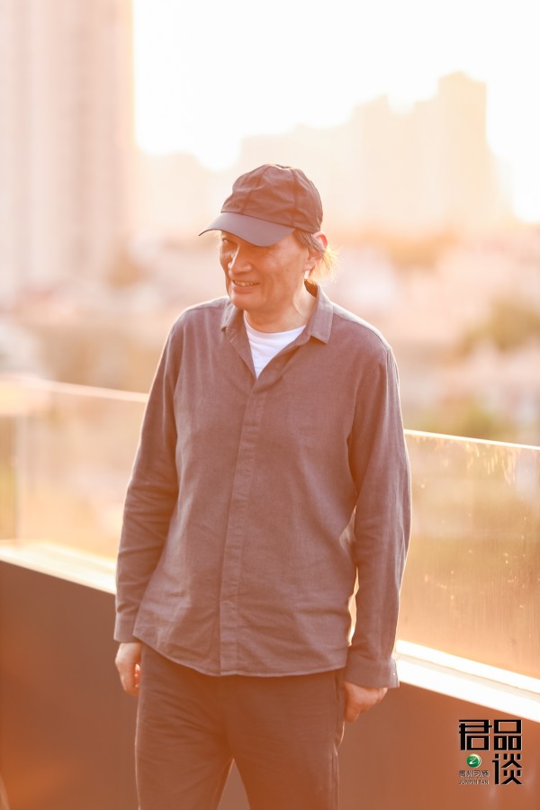 君品谈|金宇澄:以细节写人生,以真诚立文心