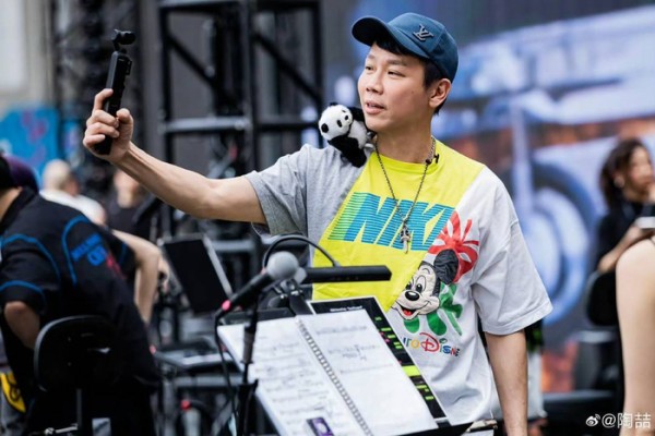 百场音乐演出五一火爆,“跨界艺人”登上音乐节引争议