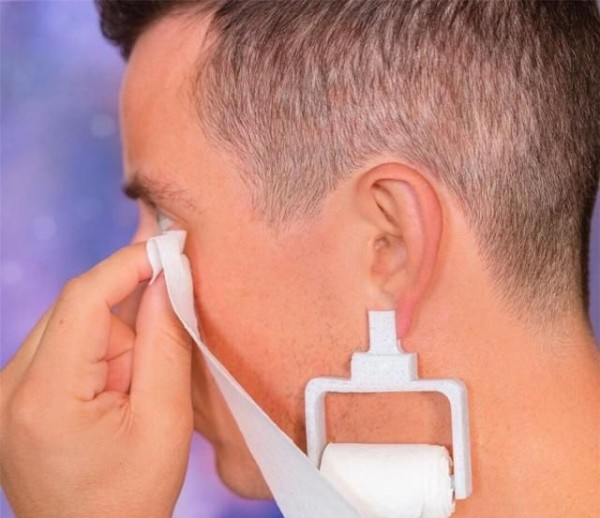 时尚圈的迷惑行为大赏:轮滑高跟鞋、电路板耳环,时髦还是另类