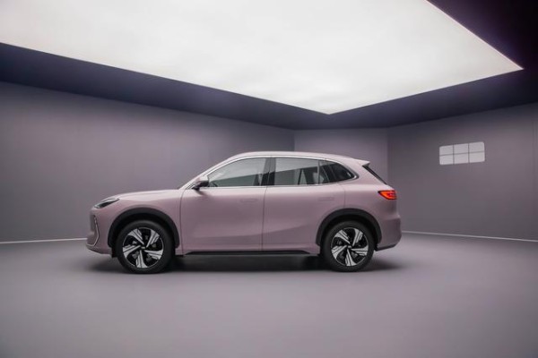 12万起！吉利银河E5：高端性能，亲民价？新能源车市性价比之王？