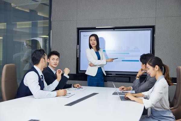 激光美容培训：掌握高科技美容护肤的技巧与知识 图2