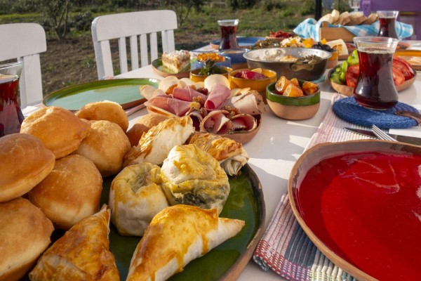 番禺旅游(探访番禺：美食、名胜、文化乐趣)