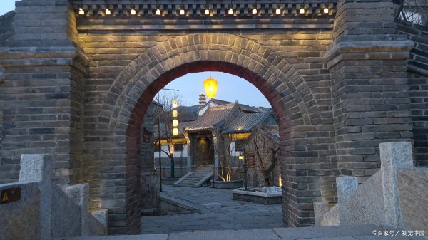 白鹿原影视城：探访历史与文化的交织，体验影视与旅游的完美融合