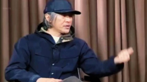 王宝强晒腹肌照回顾奋斗历程