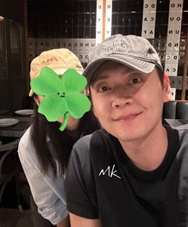 38岁TVB男星和女友交往6年感情稳定，目前要专注事业并不着急结婚