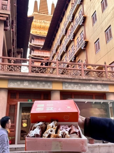 第一个发明这个蛋卷吃法的人是天才吧…