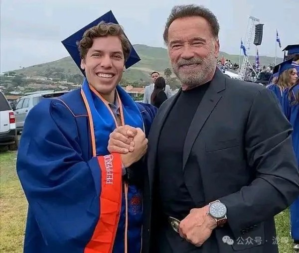 娱乐圈五大现象级事件深度解读：当娱乐新闻成为社会价值观的试金石 第3张