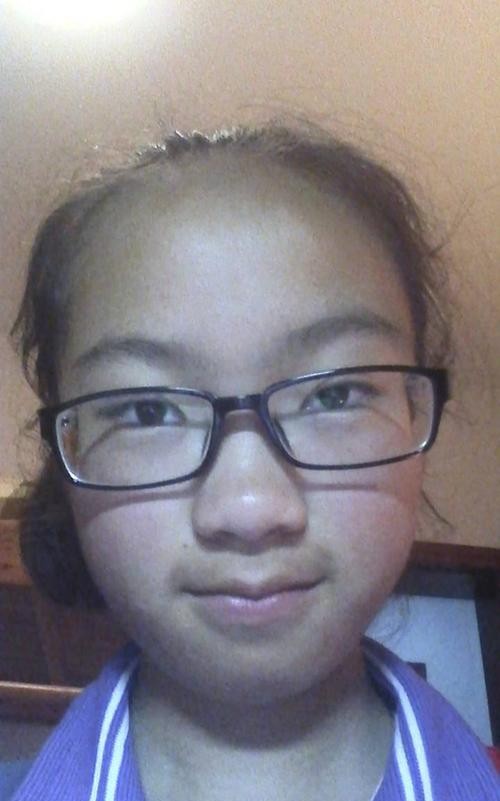 发型变丑了 人物 第1张