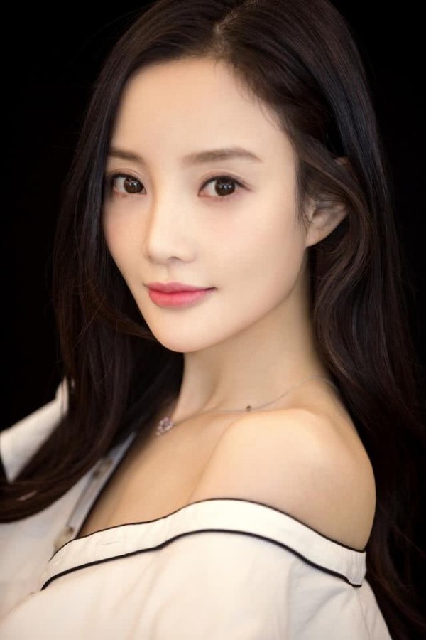 娱乐圈最具争议的8大明星，薛之谦第二，郑爽第四