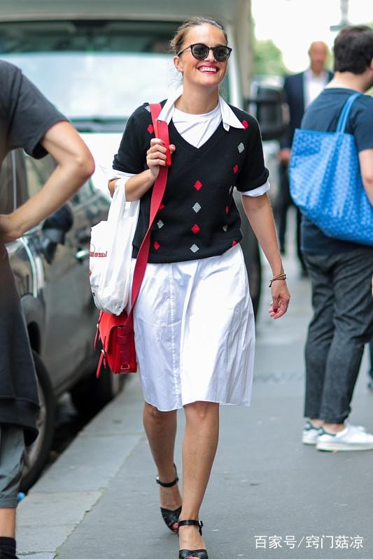 时尚是一种生活方式，展现自己的魅力才是最明智的