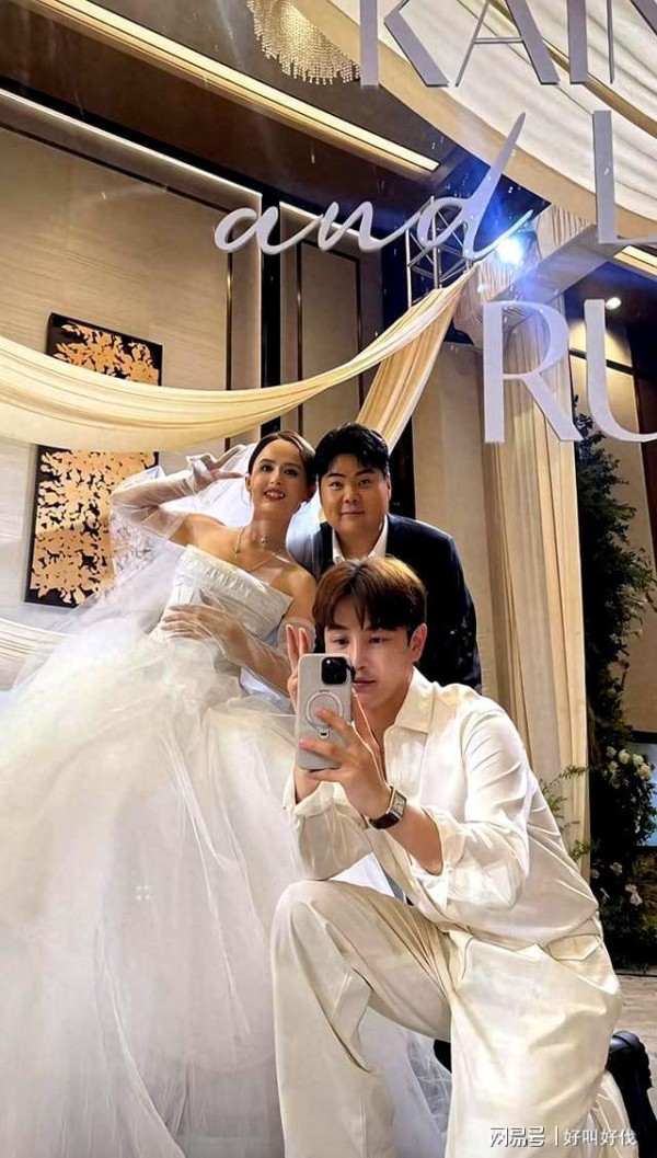 孙坚晒弟弟大婚现场！曝家庭过往太心酸，透露继父离世后他撑起家