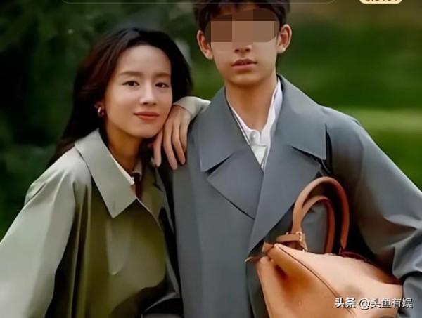 顶顶校照引风波，潘粤明失抚养权疑云，11年旧案暗流涌动