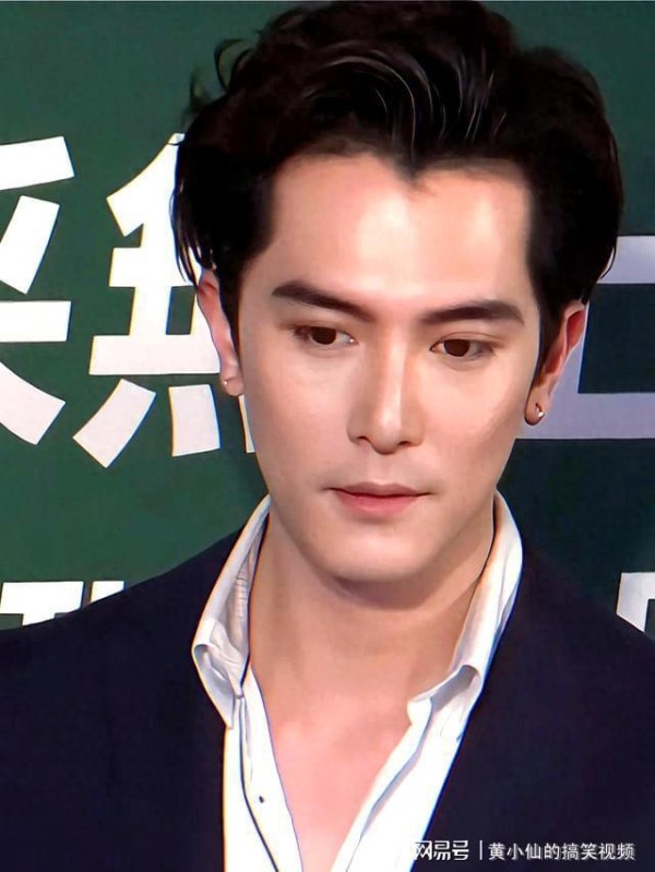 邱泽妈妈没想到,一个离过婚的女人,竟把她儿子狠狠“拿捏”了