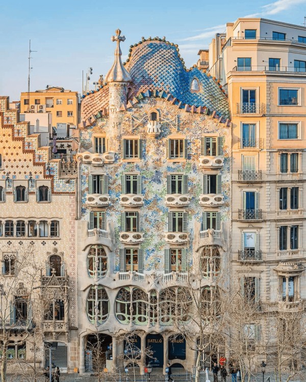 【百利好环球文化】巴特罗之家：凝固的深海童话与传说