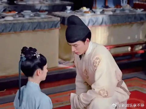 家主的爱从隐忍克制到试探再到控制欲