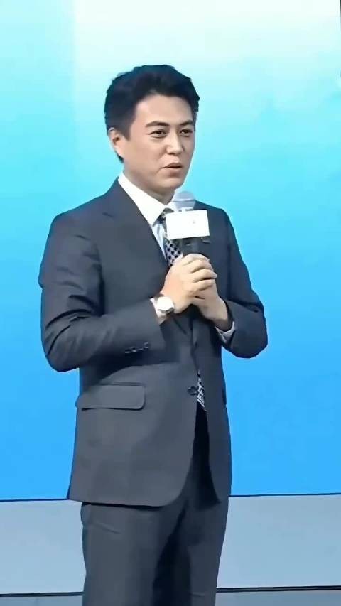 靳东陈道明荧幕外职位引关注