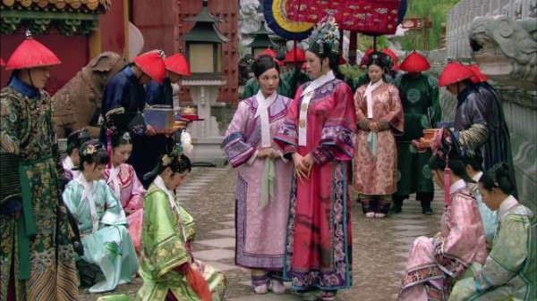 甄嬛传夏常在不敬遭赏一丈红