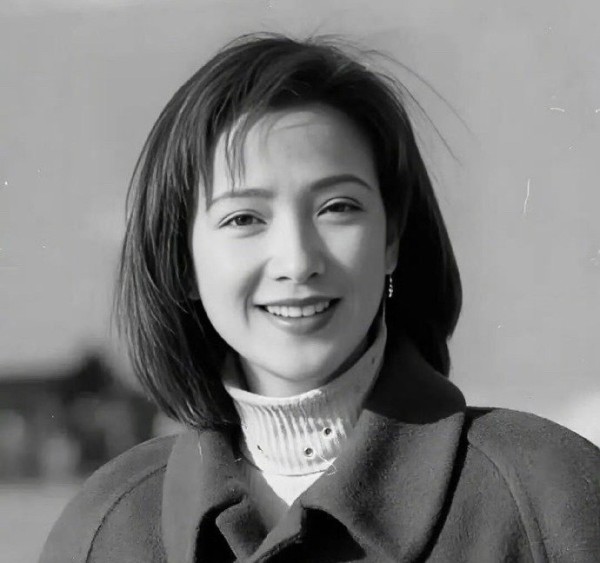 四大名著全满贯演员何晴逝世 六小龄童发文送别