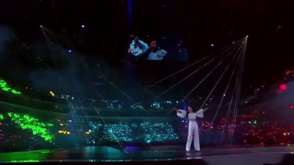 李紫婷回应粉丝怀念火箭少女舞台