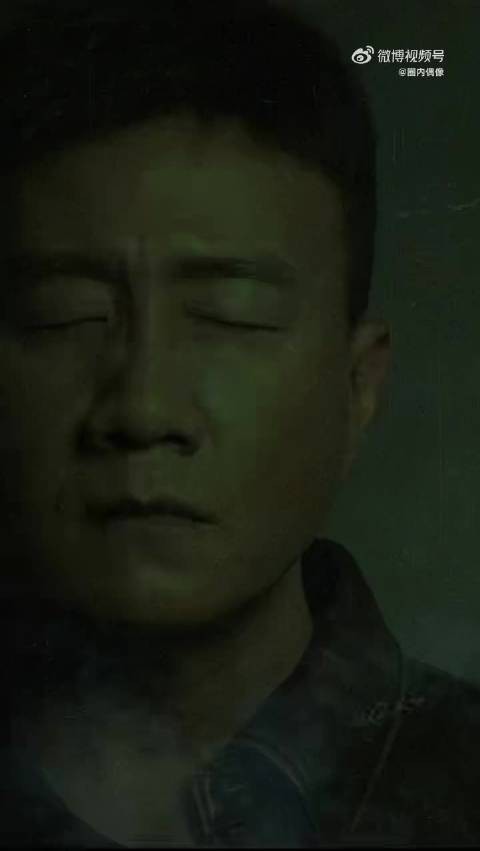 胡军冯德伦《夜幕下的烟火》上演刑侦对决，叔圈颜值演技双在线