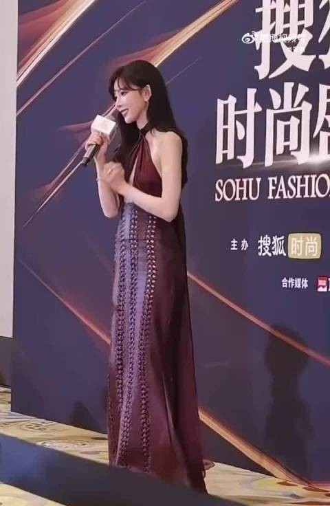 宋妍霏谈20岁探索与30岁和解