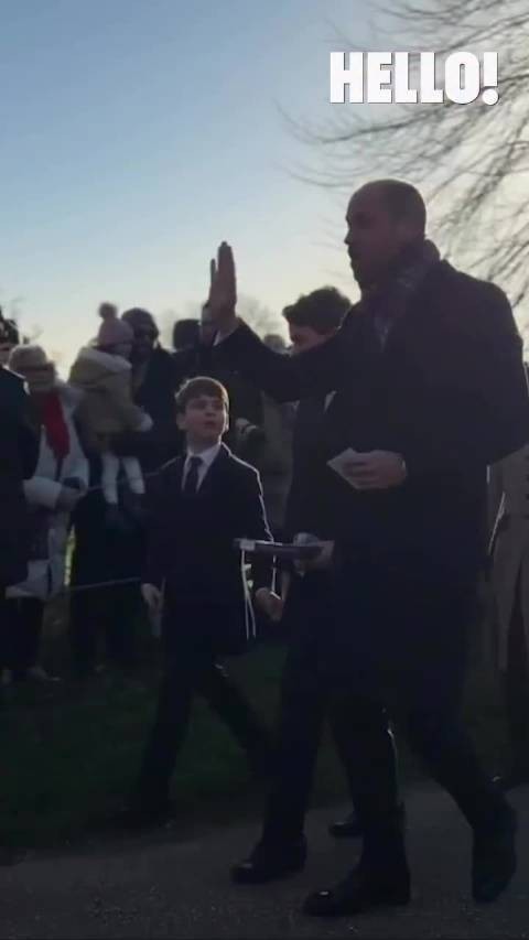 威廉王子获赠巧克力球被路易王子当场拿走