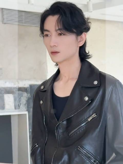 陈晓回应与陈妍希关系，称互相尊重轮流陪伴儿子