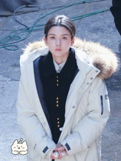 宋祖儿素颜路透曝光,五官精致惊艳网友