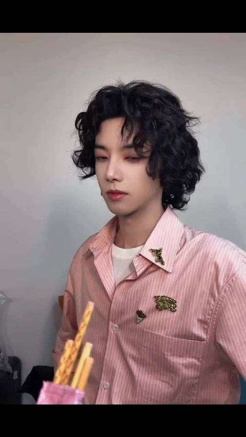 hcy2025华晨宇火星演唱会 卷毛小羊帅起来可不一般