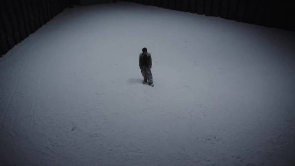 檀健次新歌《DEAD REFLEX》预告曝光，废土战士风群舞震撼