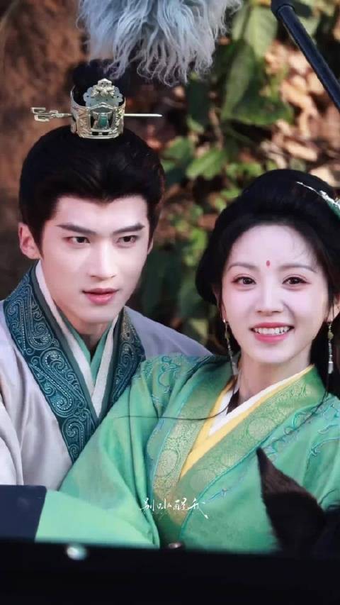 田曦薇这个视频好魅啊