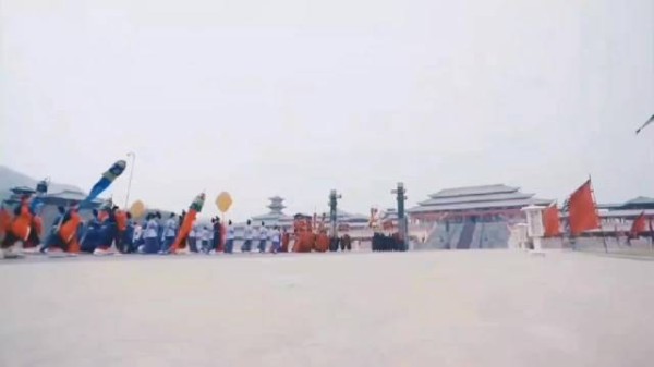 李未央《锦绣未央》中假意筹办盛大婚礼