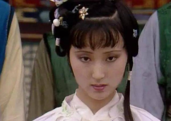 林黛玉去世后，北静王上门祭奠，贾母看见后心里一喜：贾府有救了