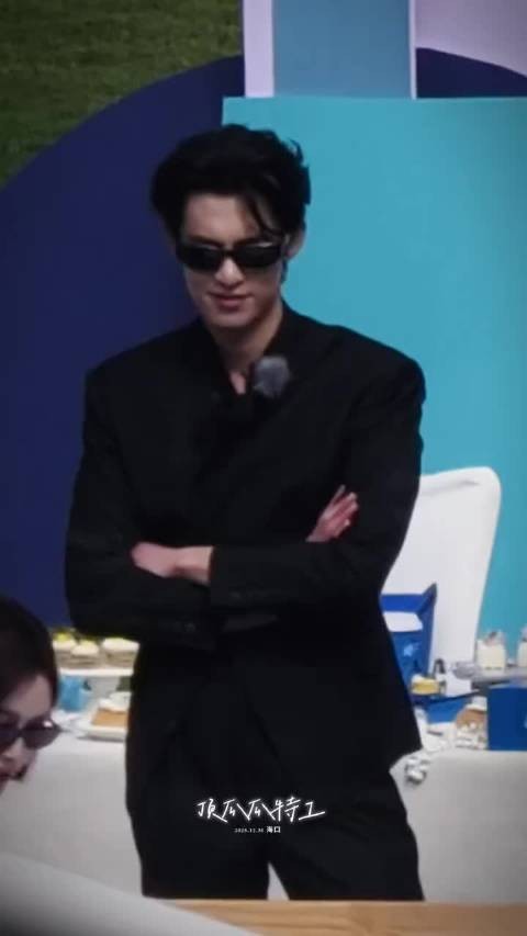 王鹤棣沈月又一合体综艺开录！是大老板和员工嘛