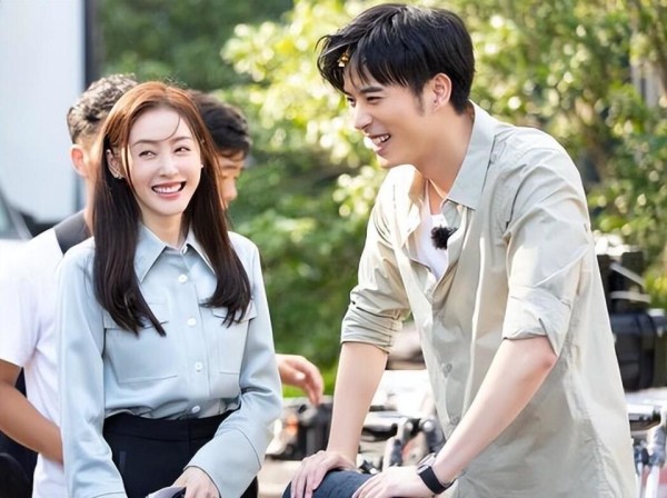 徐开骋被曝新恋情，旧账未平又惹全网争议，这次是谁在冒险？