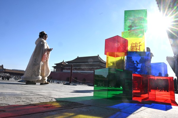 在故宫“听色彩讲故事”