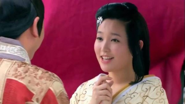 戚夫人上位前,吕稚把她当闺蜜,最终害了自己 金莎