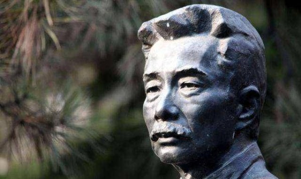 鲁迅为何要说汉字不灭,中国必亡的话?看完才明白用心良苦