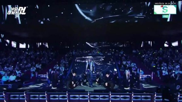 今晚的MBC歌谣大祝祭中，崔然竣带来的精彩舞台